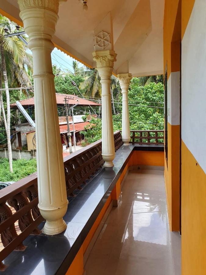 Thriphala Ayurveda Yoga ashram Daire Thiruvananthapuram Dış mekan fotoğraf