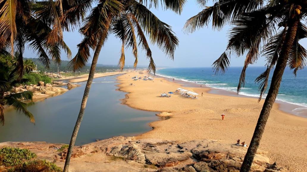 Thriphala Ayurveda Yoga ashram Daire Thiruvananthapuram Dış mekan fotoğraf